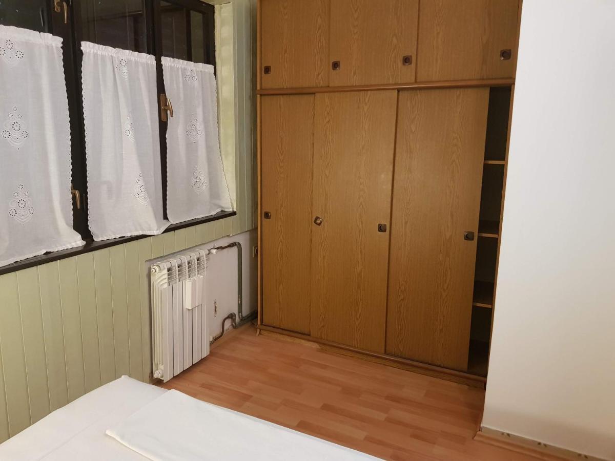 Appartement Mare Azzuro II à Pula Extérieur photo