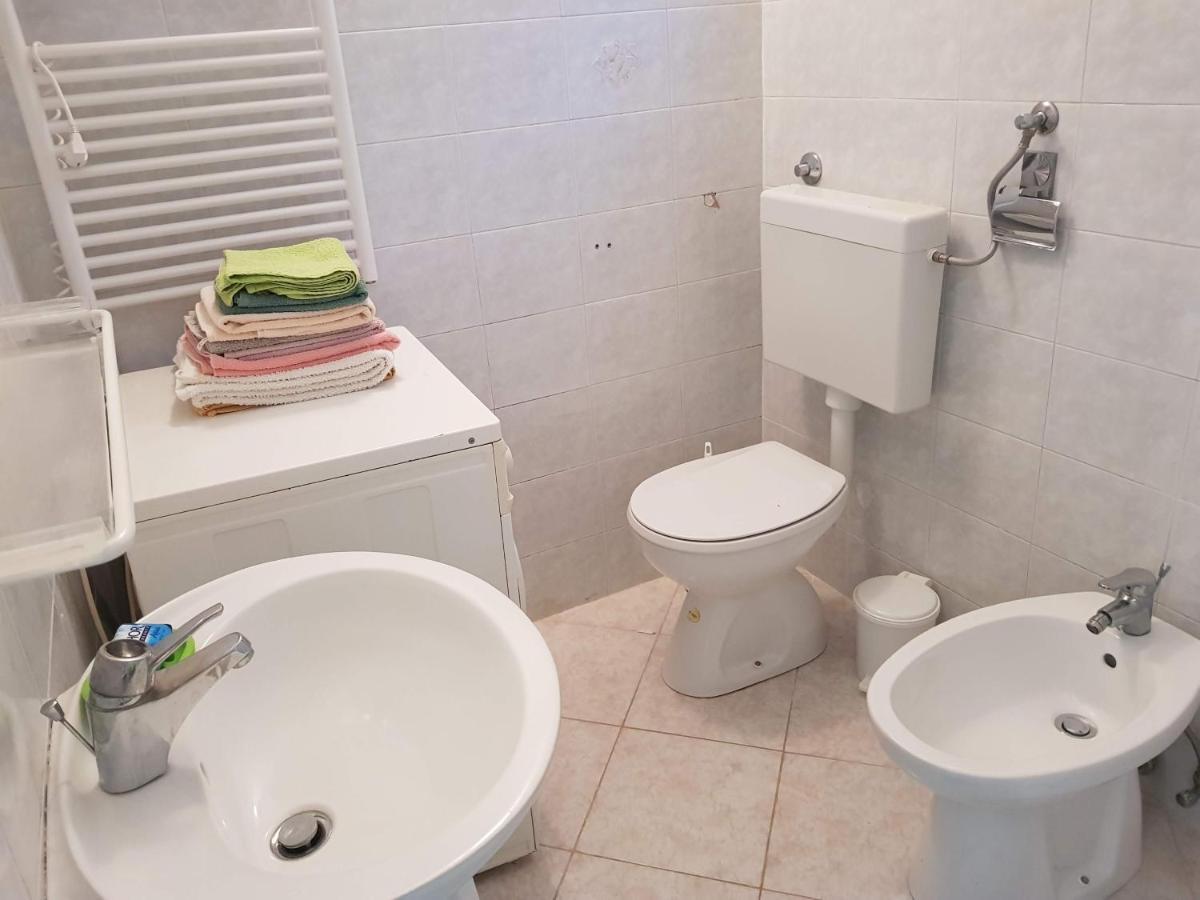 Appartement Mare Azzuro II à Pula Extérieur photo